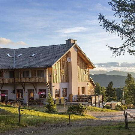 Jufa Hotel Хохриндль Экстерьер фото