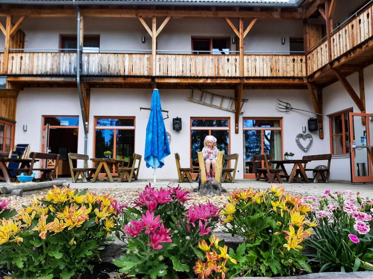 Jufa Hotel Хохриндль Экстерьер фото