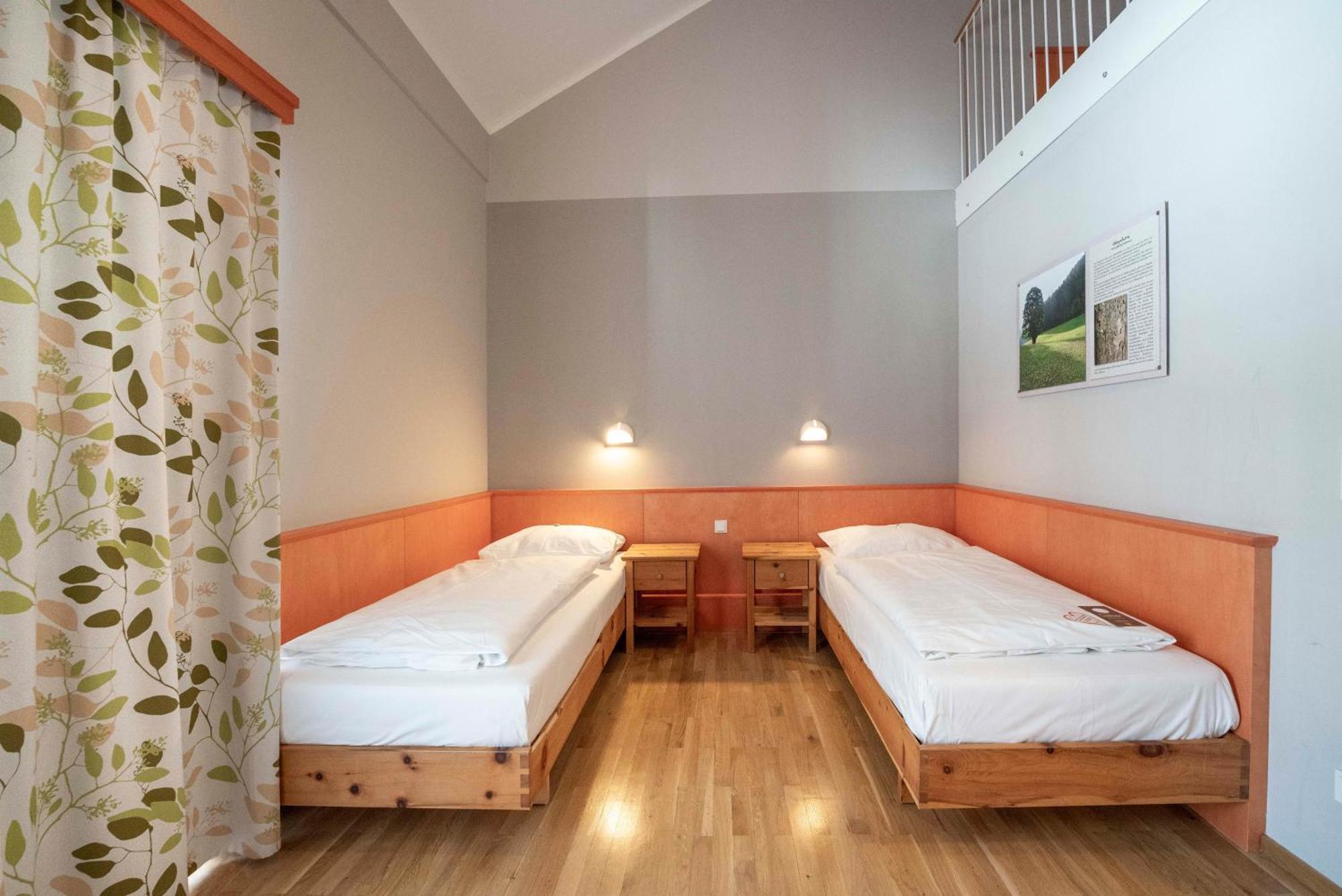 Jufa Hotel Хохриндль Экстерьер фото