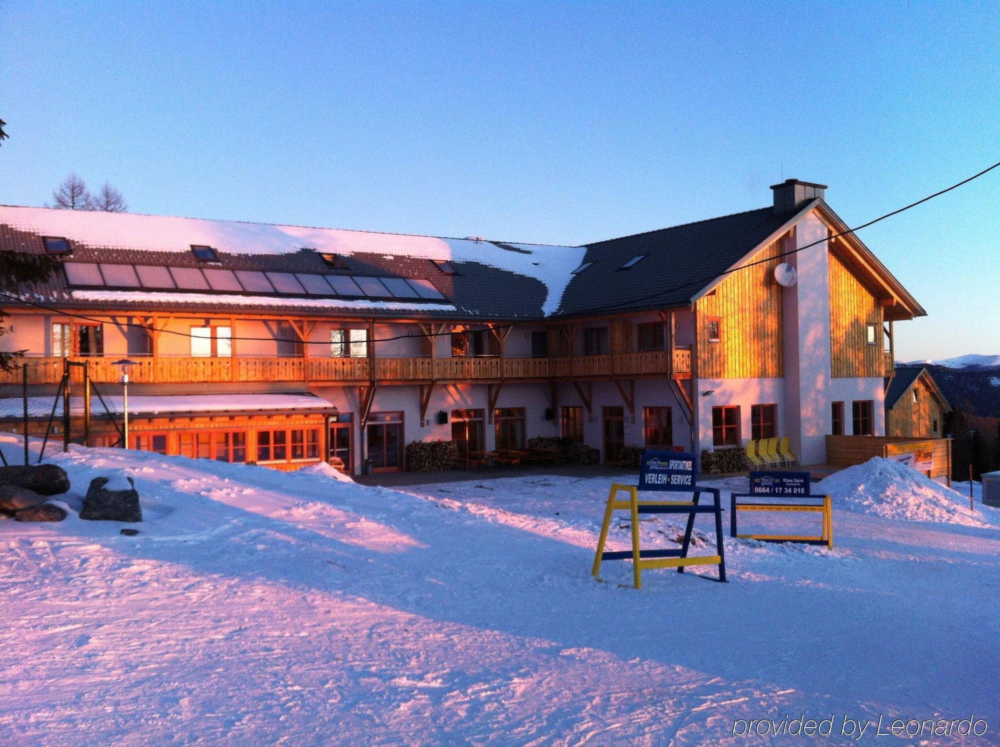 Jufa Hotel Хохриндль Экстерьер фото